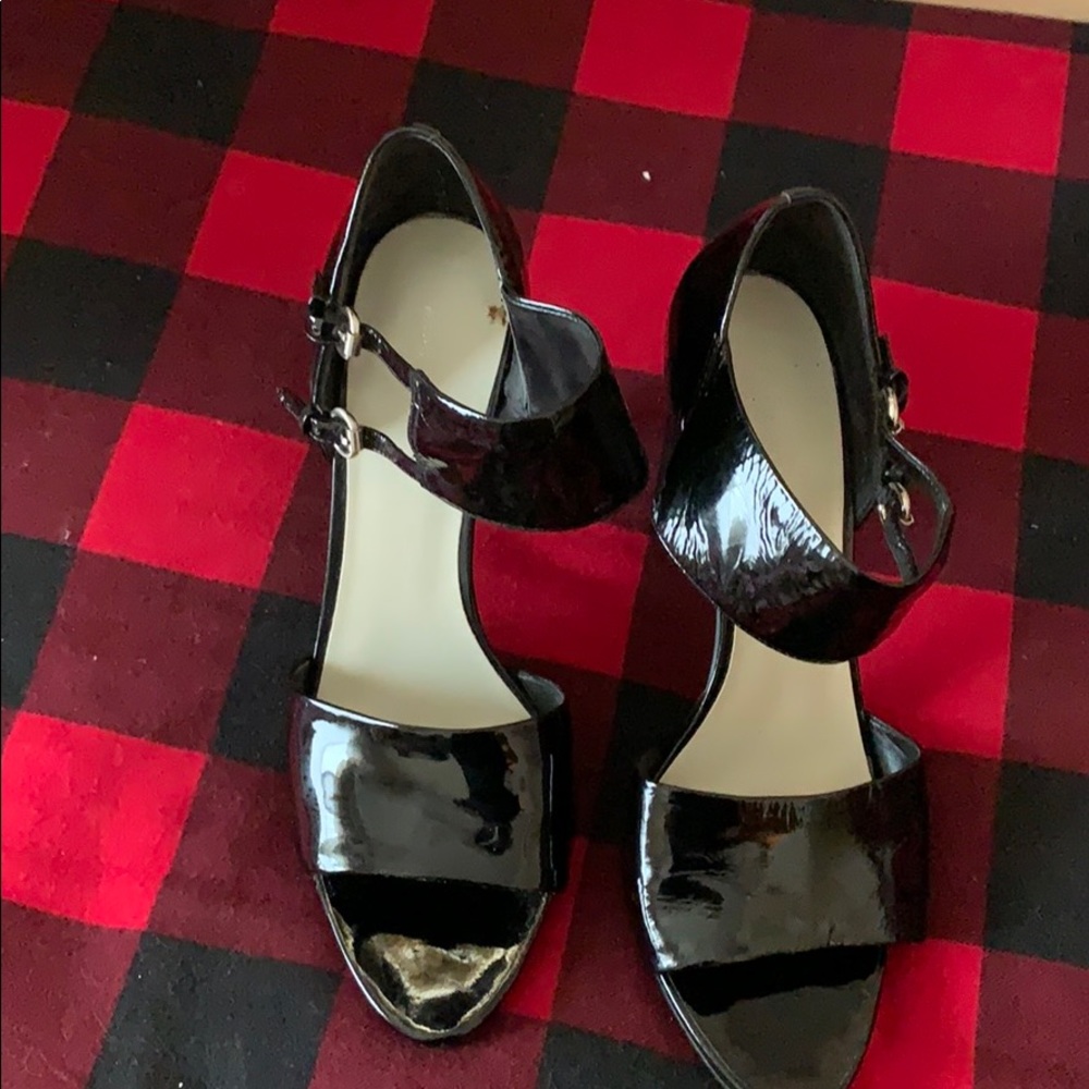 Black patent leather shoe